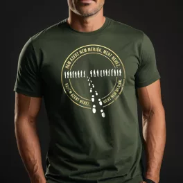   Nem azért nem merjük, mert nehéz, hanem azért nehéz, mert nem merjük. - Férfi póló / Army